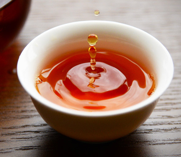 熱烈慶祝英德市三圣紅茶業(yè)有限公司老一隊(duì)購(gòu)進(jìn)我司金屬檢測(cè)機(jī)